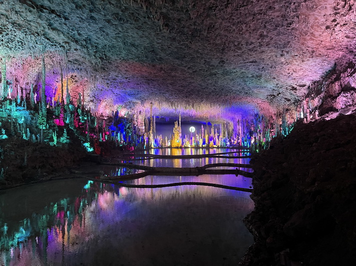 冰雪头条:“无雪之地”的大湾区何以迎来冰雪“春潮”?王雪峰:做好必答题;张虹:让中国科技通过体育舞台走向世界……(图1)